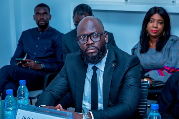 Annulation, allègement ou report de la dette : à quoi bon ? « En français facile » (Par Amadou Ba, Pastef)