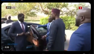 New Deal Technologique : Le Président Diomaye accueilli par le PM Sonko (Vidéo)