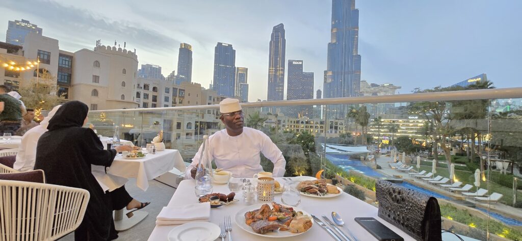 Cheikh Bara Doly célèbre le Ramadan à Dubaï après une tournée mondiale