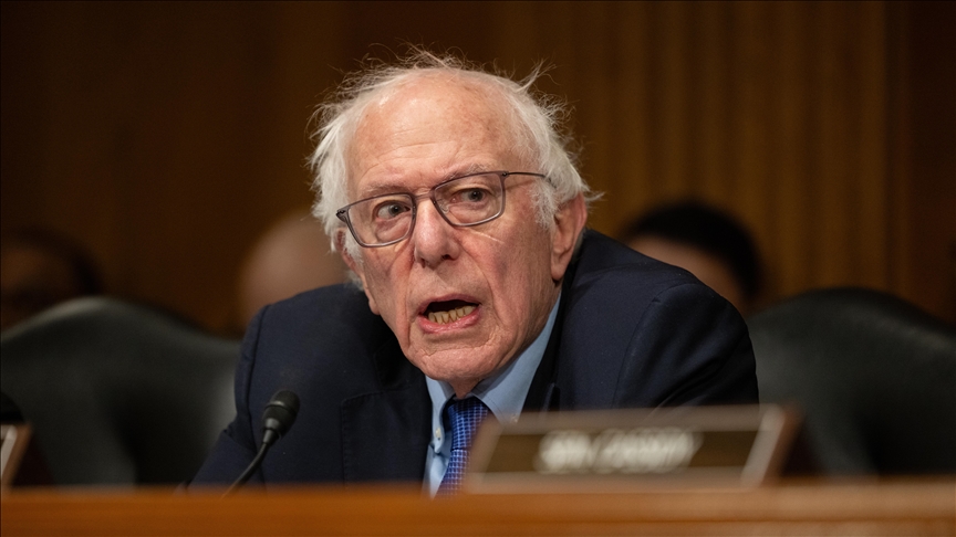 États-Unis : Bernie Sanders exige une enquête sur le rôle d’Elon Musk dans la restructuration gouvernementale