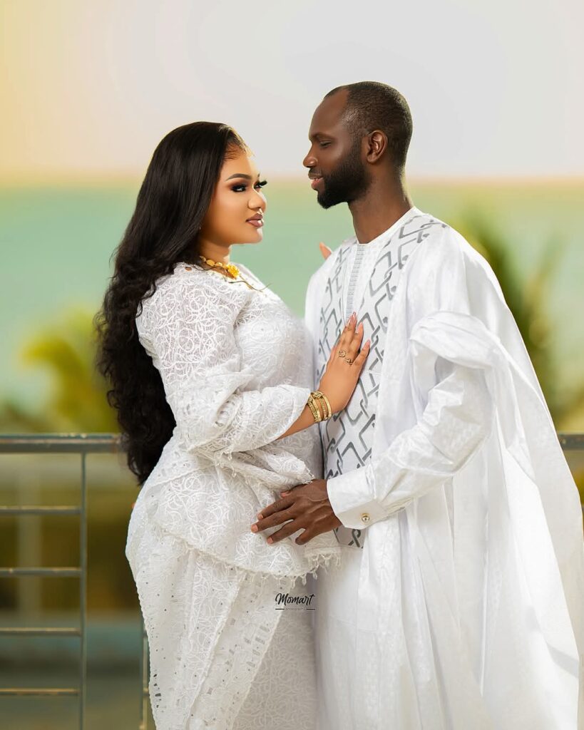 Moussa Konaté : Célébration en blanc pour le baptême de son enfant