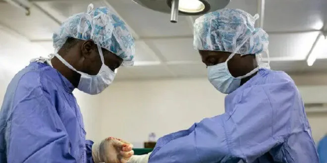 Première greffe de moelle osseuse réussie au Sénégal : un pas décisif pour la santé nationale