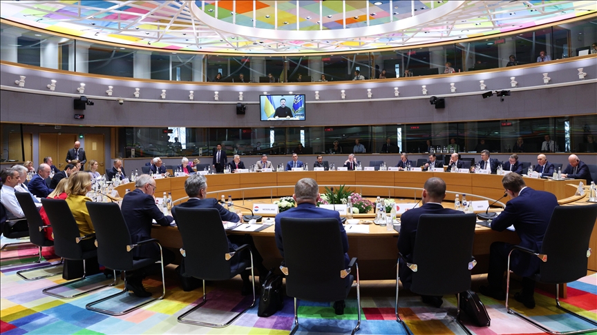 Union Européenne : Accélération des Efforts de Défense Décidée