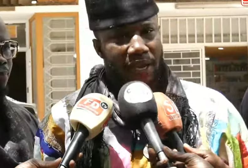 Commissariat central de Dakar : Azoura porte plainte contre… (vidéo)