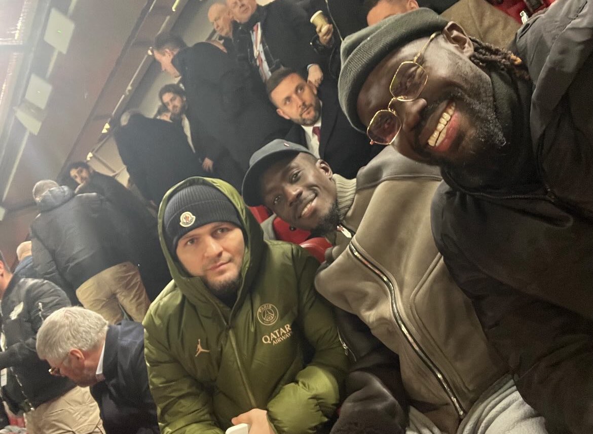 Liverpool – PSG: Présent dans les tribunes, Gana Gueye célèbre la qualification de son ancien club