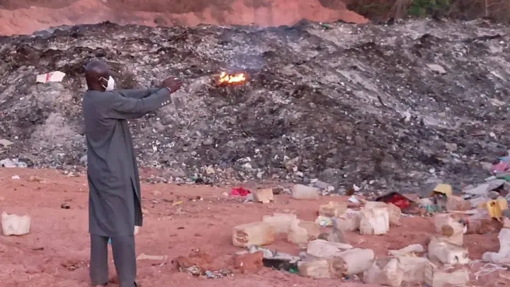 Décharge d’ordures de Boutimole à Tobor : Amnesty International dénonce une atteinte aux droits humains…