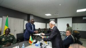 Visite de haut niveau en Mauritanie : le ministre Birame Diop et le CEMGA renforcent la coopération militaire