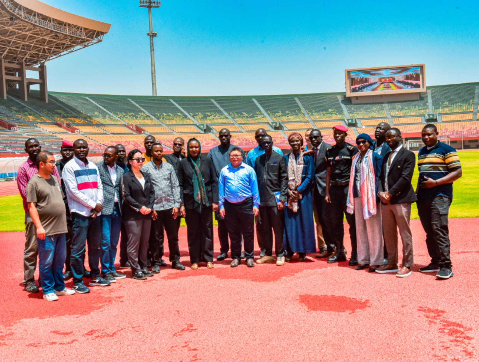 Mme Khady Diéne Gaye en visite à Léopold Sédar Senghor : Le stade bientôt livré (Photos)