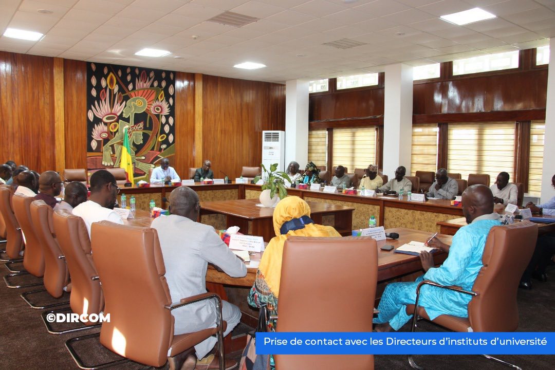 UCAD : Le Recteur Alioune Badara Kandji échange avec les Directeurs d’Instituts sur sa vision de gouvernance
