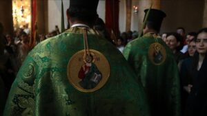 Jérusalem : Célébrations du Samedi Saint perturbées par des restrictions israéliennes