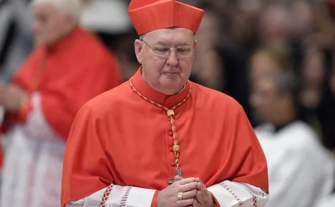 Décès du pape François : Le cardinal Kevin Farrell prend les rênes du Vatican en attendant l’élection du nouveau souverain pontife