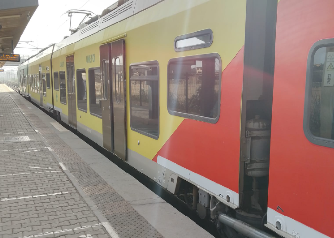 Train Express Régional : Le blanc, marron et Beige disparaissent au profit des couleurs nationales (Photos)