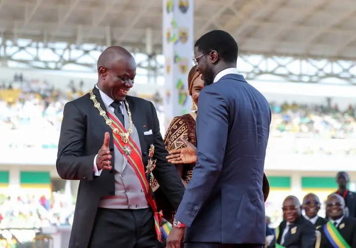 Cérémonie à Libreville : Bassirou Diomaye Faye marque l’investiture de Brice Oligui Nguema