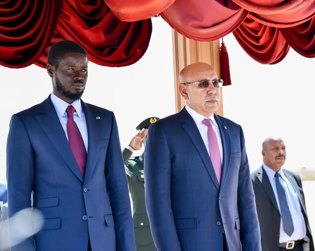 Projet gazier offshore GTA: Les Présidents Bassirou Diomaye Faye et Mohamed Ould Cheikh El Ghazouani visitent la plateforme