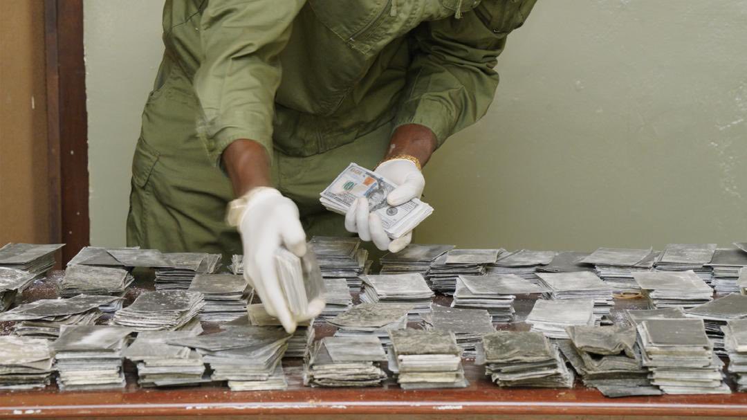 Plus de 7 milliards en billets noirs : la plus grosse saisie des Douanes sénégalaises (photos)