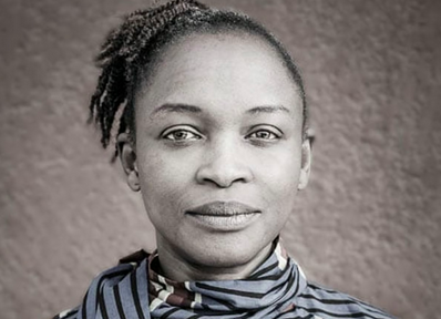 Décès de Koyo Kouoh, une figure majeure de l’art contemporain africain