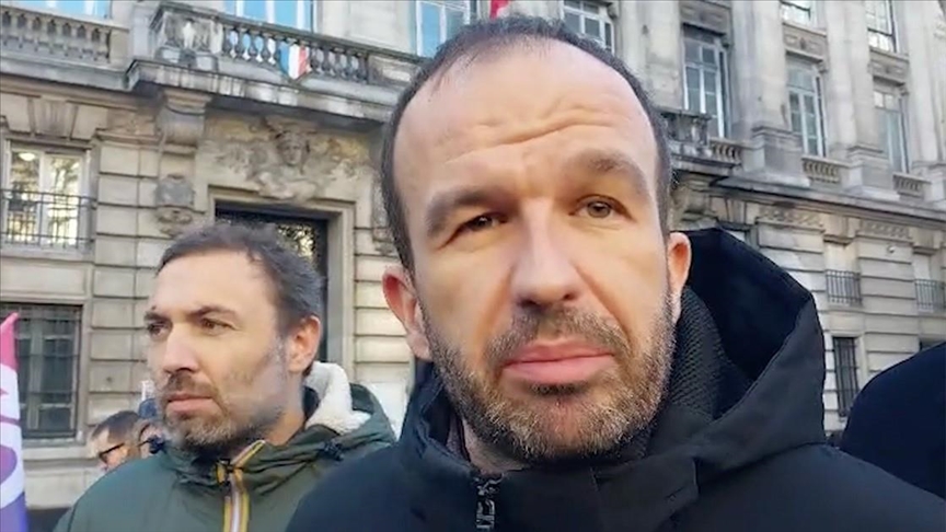 France : Manuel Bompard critique Emmanuel Macron pour « complotisme »