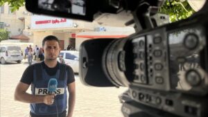 Gaza : les journalistes confrontés à des violences sans précédent