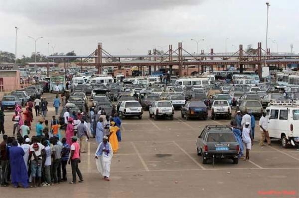 L’État sénégalais lance une campagne de sensibilisation à la sécurité routière depuis la gare des Baux Maraîchers