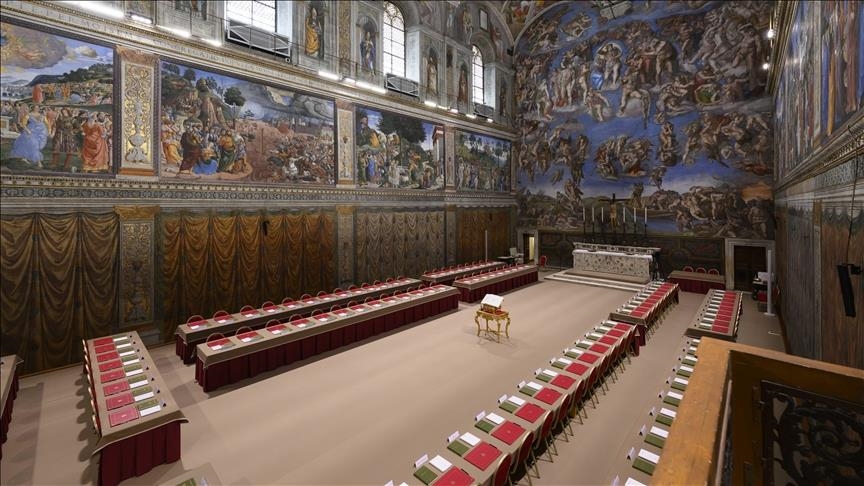 Le Vatican réuni pour l’élection du nouveau pape