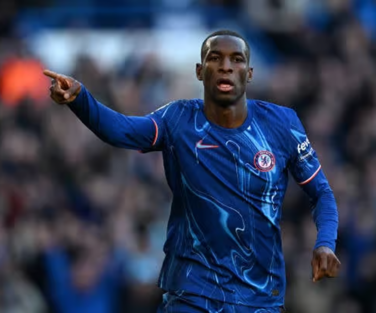 Nicolas Jackson propulse Chelsea vers la finale de la Ligue Conférence avec un doublé décisif