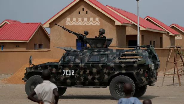Nigeria : les gouverneurs pressent l’armée d’adopter une nouvelle stratégie face aux attaques djihadistes