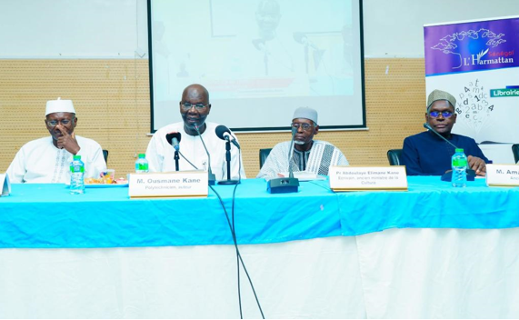 Ousmane Mamoudou Kane présente son ouvrage « Mon devoir de servir » à Dakar