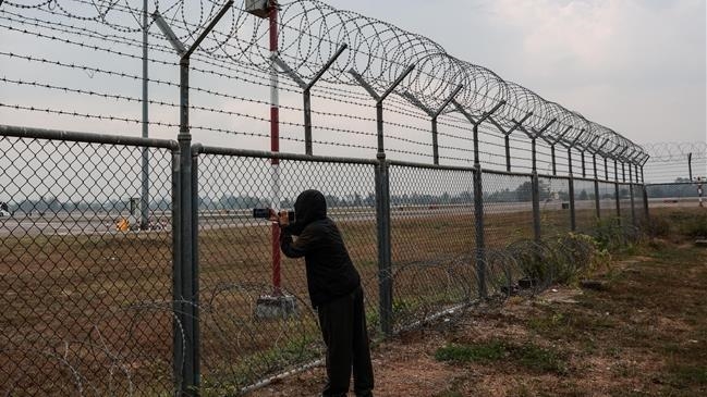 Tensions à la frontière : tirs échangés entre la Thaïlande et le Cambodge