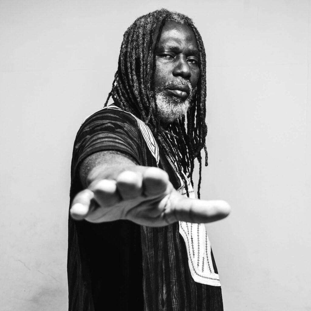 Tiken Jah Fakoly attendu à Dakar pour un concert mémorable
