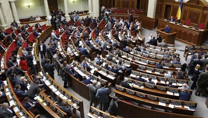 Ukraine : Ratification d’un accord économique et minier avec les États-Unis