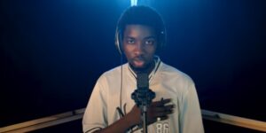 VJ, premier artiste sénégalais à fouler le tapis rouge des Flammes en France