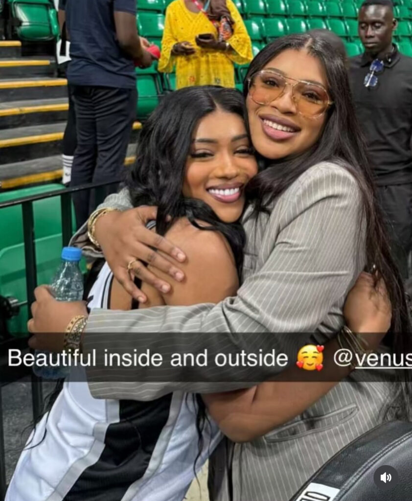 Venus Ndour et Racky Aïdara en vedette au stade lors de la Bal