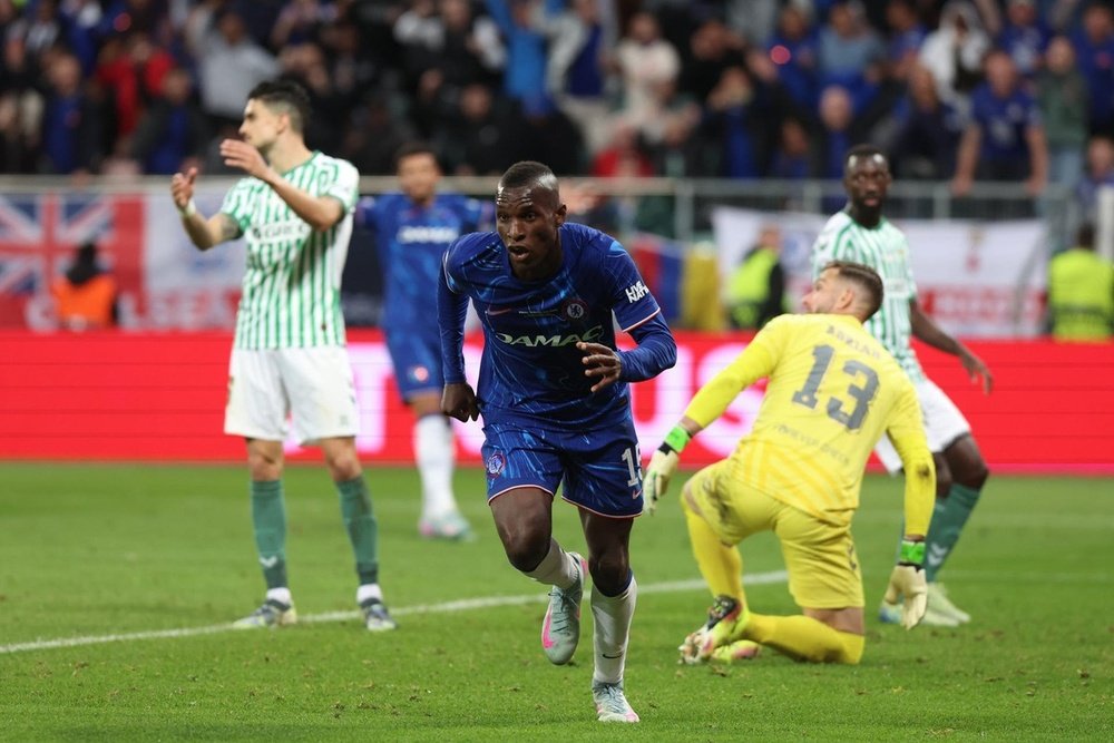 Victoire historique de Chelsea en Ligue Conférence grâce à Nicolas Jackson