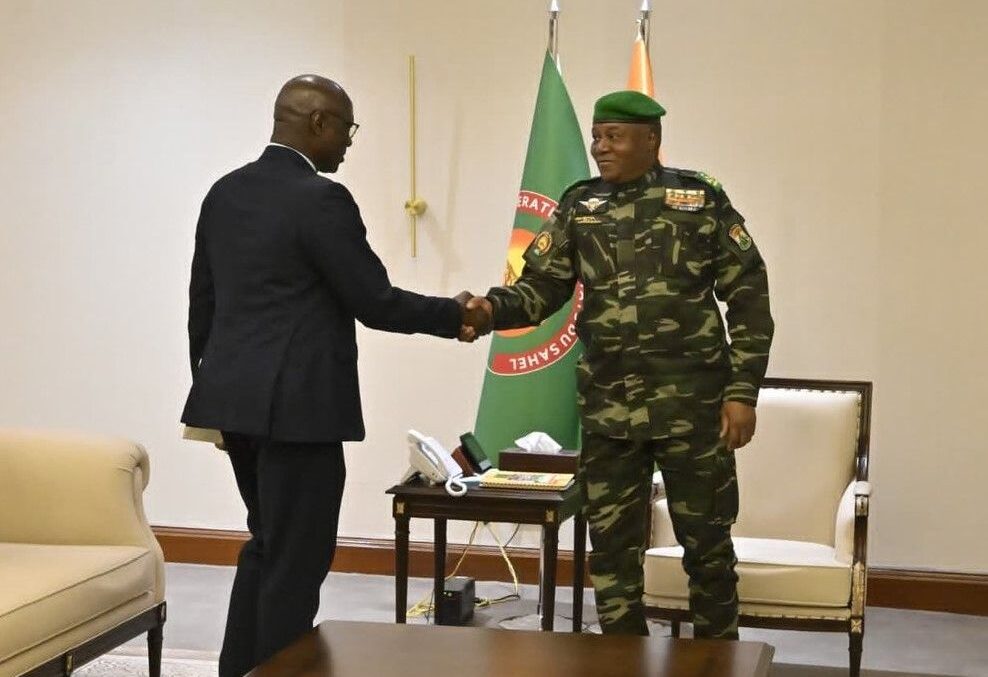 Visite du ministre sénégalais des Forces armées à Niamey – Terrorisme, coopération, solidarité : Le Sénégal tend la main au Niger