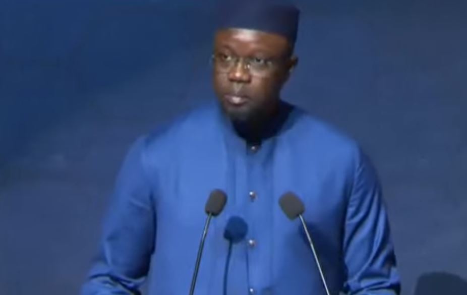 Ousmane Sonko : « la priorité du pays n’est pas d’aller emprunter pour construire des édifices en trompe-l’œil… » (vidéo)