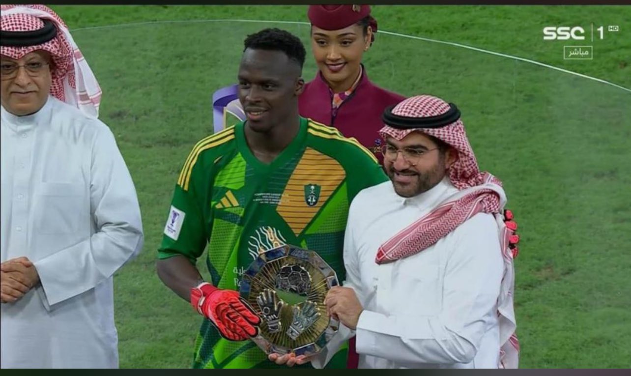 Vainqueur des Ligues des Champions d’Europe et d’Asie: Édouard Mendy, le mur qui a conquis l’Europe et l’Asie !
