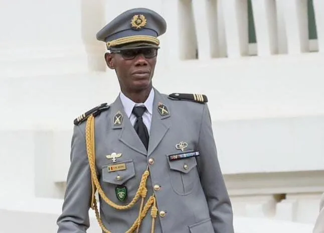 Mort de l’aide de camp du Premier ministre : hommage du président Diomaye au Commandant Ndong