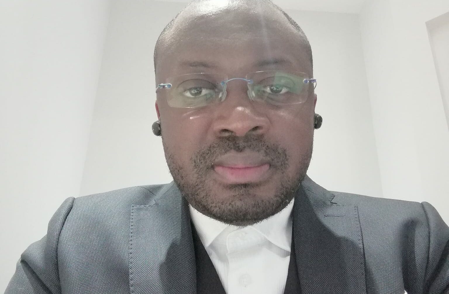 Affaire du Sénégalais arrêté aux États-Unis : Me Patrick Kabou alerte contre les bavardages nuisibles