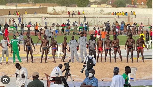 Lutte traditionnelle: Kaolack empoche les 10 millions au Drapeau du chef de l’État à Ziguinchor