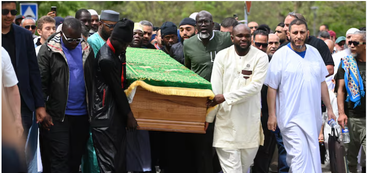 Tué en France, Aboubacar Cissé repose désormais dans son village natal au Mali(vidéo)