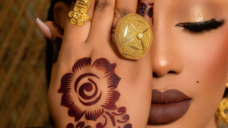 Henné Time somptueux : La future épouse de Sidy Diop rayonne avant son mariage