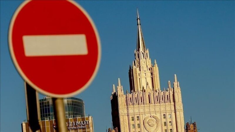 Russie : 15 médias européens visés par des restrictions en représailles aux sanctions de l'UE