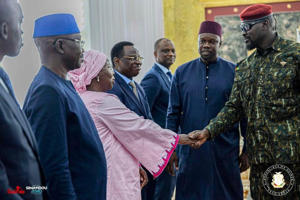 Conakry : Ousmane Sonko reçu par le président Mamadi Doumbouya (photos)