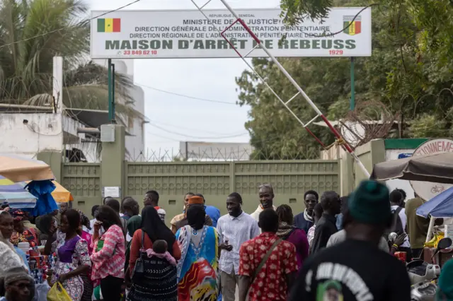 Ex-détenus, victimes des manifs: 1 482 personnes déjà assistées, 400 restent injoignables…