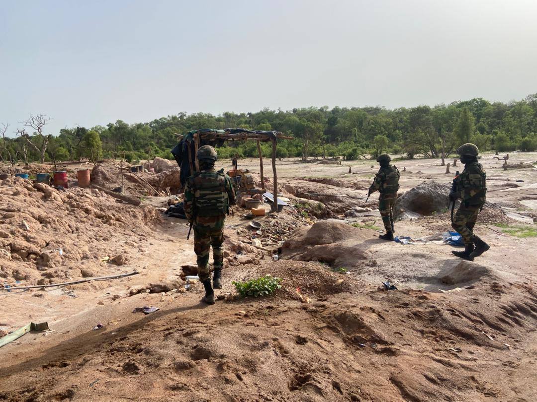 Démantèlement d’un site d’orpaillage clandestin sur la Falémé (Photos)