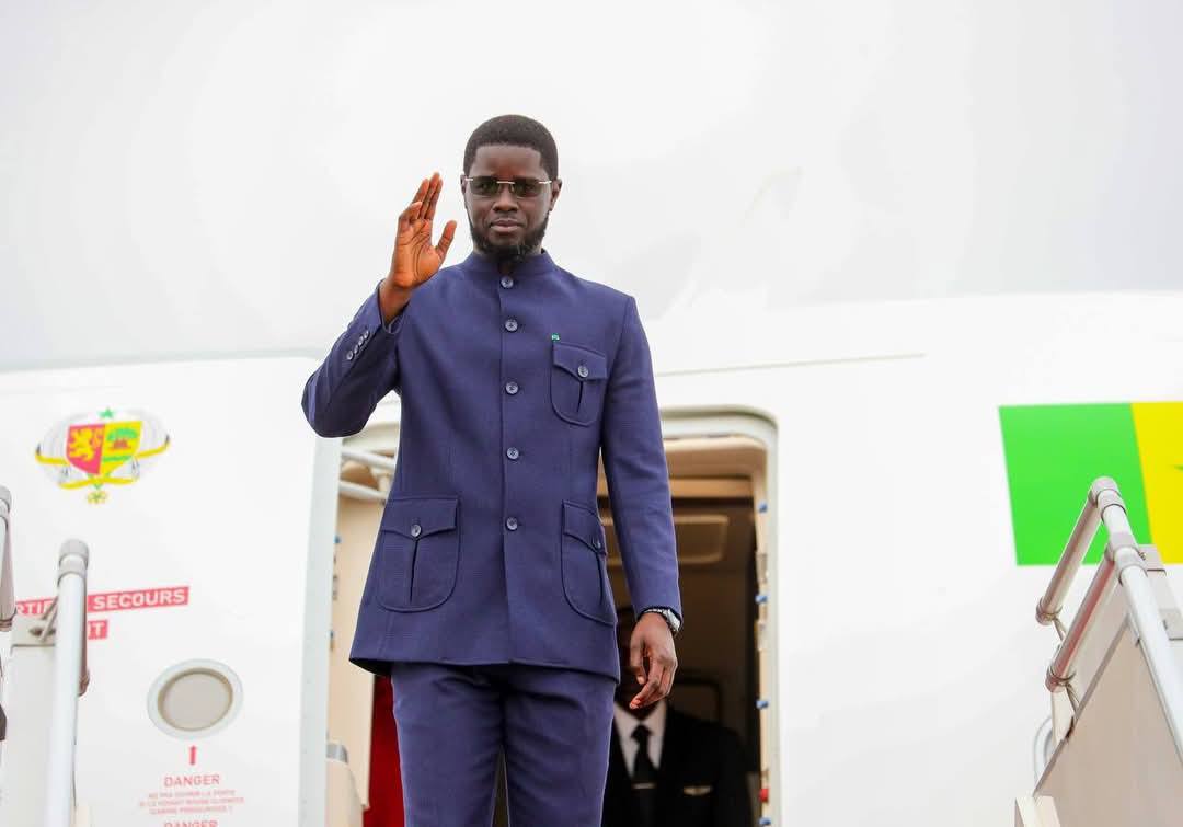 Conférence des chefs d’État de la CEDEAO: Le président Bassirou Diomaye Faye quitte Dakar pour Abuja (photos)