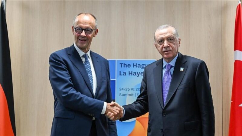 Allemagne : Merz salue les efforts de paix de la Turquie entre la Russie et l'Ukraine