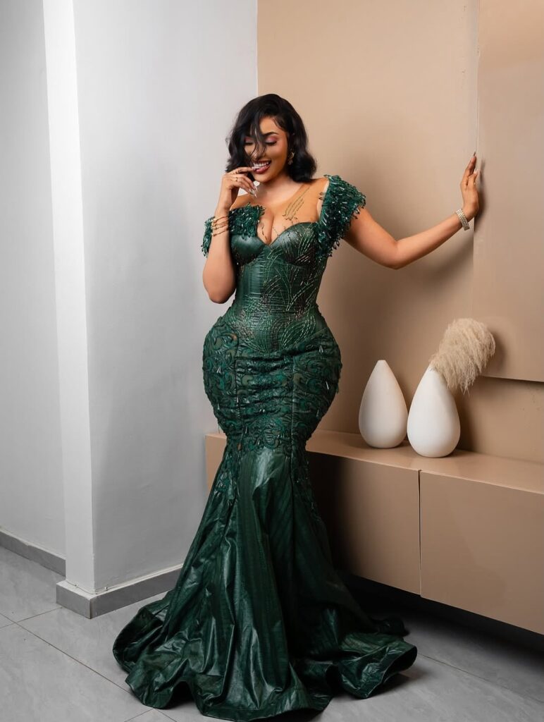 Amy Léa éblouit lors de la fête de Tabaski 2025 avec une tenue spectaculaire