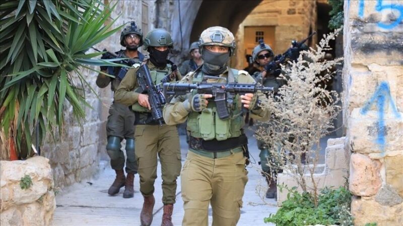 Arrestation de 27 Palestiniens en Cisjordanie par Israël