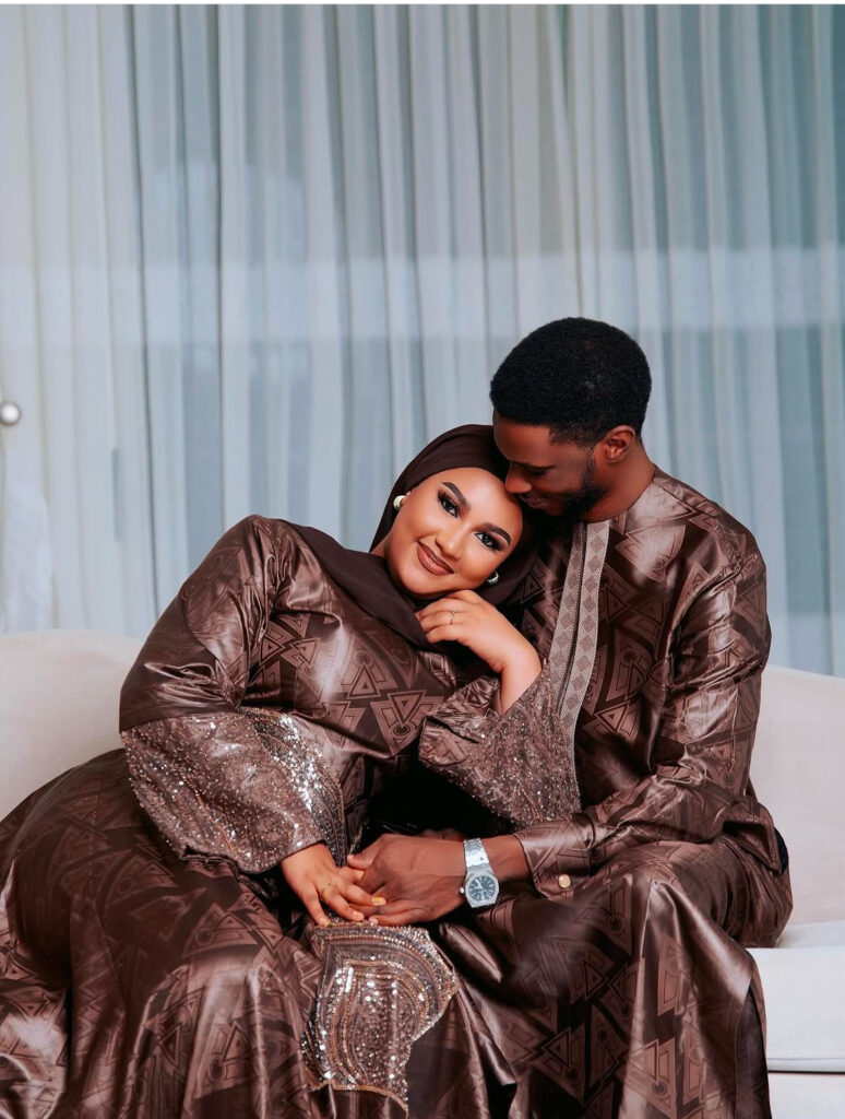 Faynara rayonne lors de sa première Tabaski en mariée heureuse